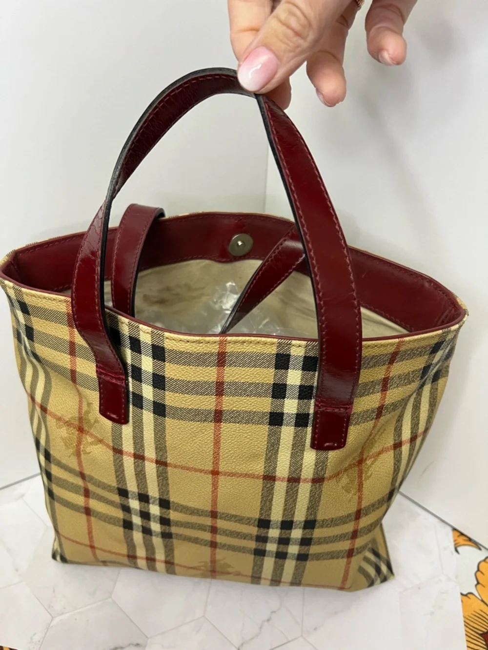 Vintage Burberry Beige Plaid Tote with Burgundy Leather Trim - Picture 3 of 7